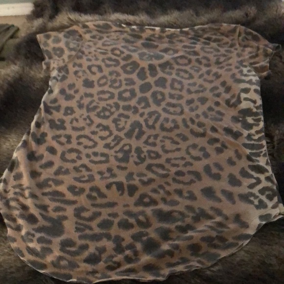 Cheetah print tee - Picture 6 of 7